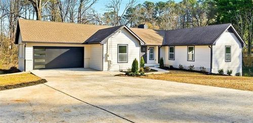 1715 Crestline Dr Ne, Atlanta, GA, 30345-3822 | Card Image