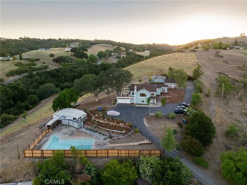 549 Derby Ln, Paso Robles, CA, 93446-2447 | Card Image