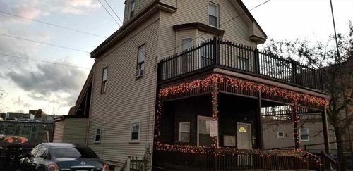 apt-4-61 Crescent Ave, Chelsea, MA, 02150-2570 | Card Image