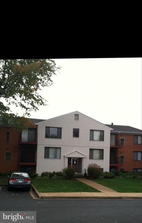 7-125 Clubhouse Dr Sw, LEESBURG, VA, 20175-4224 | Card Image