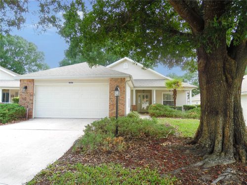 24947 Cranes Roost Cir, LEESBURG, FL, 34748-7465 | Card Image