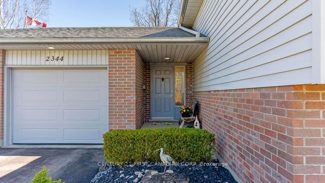 2344 Bentim Rd, House other with 3 bedrooms, 2 bathrooms and 4 parking in Mount Brydges ON | Image 5