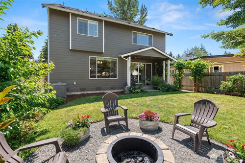 21812 Se 270th St, Maple Valley, WA, 98038-7417 | Card Image