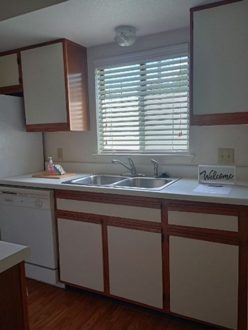 108b-728 W San Antonio St, Lockhart, TX, 78644-2590 | Card Image