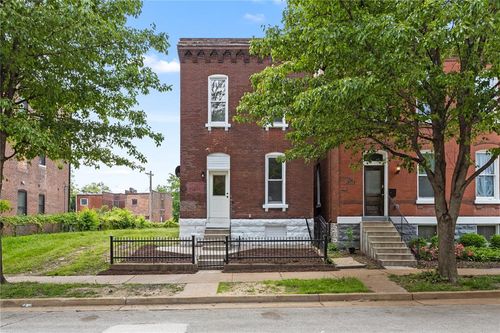 2257 Indiana Ave, Saint Louis, MO, 63104-2736 | Card Image