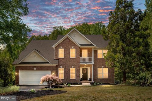 100 Huntington Hills Ln, FREDERICKSBURG, VA, 22401-5180 | Card Image