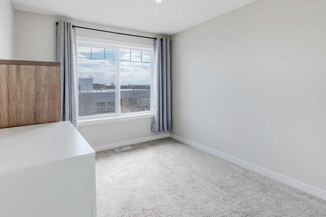 140 - 2802 Kings Heights Gate Se, Townhouse with 3 bedrooms, 4 bathrooms and 2 parking in Airdrie AB | Image 20