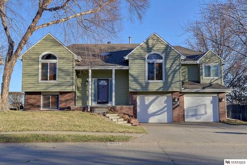 16034 Chicago Street, Omaha, NE, 68118 | Card Image