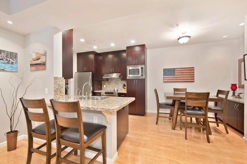 apt-211-501 Gibson Dr, Roseville, CA, 95678-6500 | Card Image