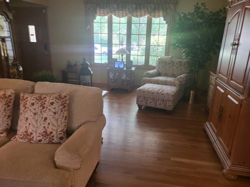 810 Kristin Ln, Wilmington, IL, 60481-8718 | Card Image