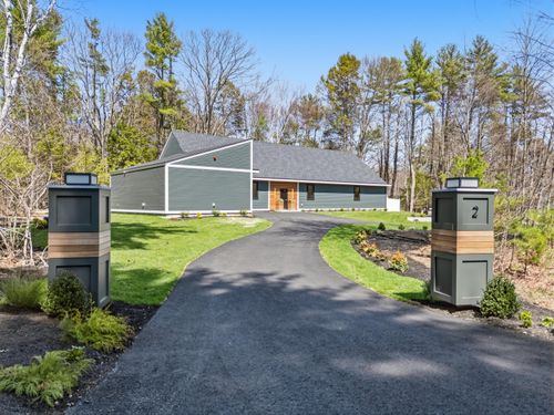 2 Woodside Meadow Road, Kittery, ME, 03905 | Card Image