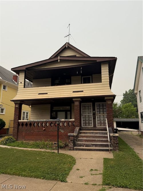 3544 E 110th St, Cleveland, OH, 44105-1826 | Card Image