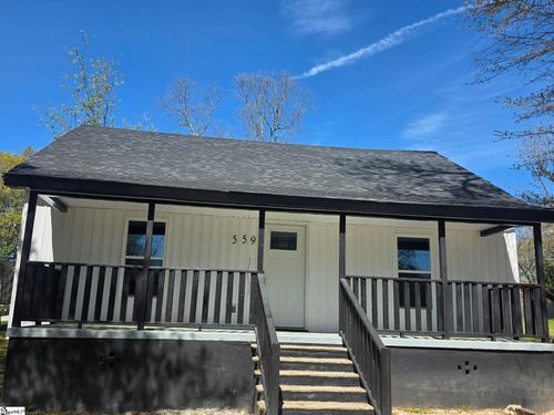 559 Perrin Ave, Woodruff, SC, 29388-1528 | Card Image