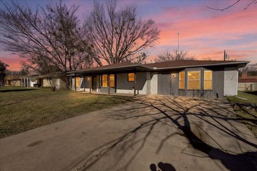 1407 Royal Dr, Kaufman, TX, 75142-3517 | Card Image