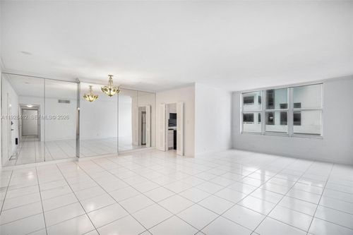 207-4747 Collins Ave, Miami Beach, FL, 33140-3222 | Card Image