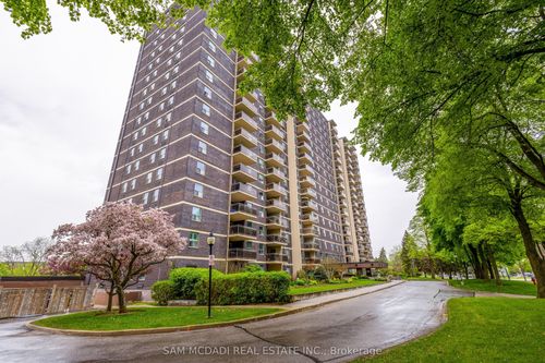 1001-966 Inverhouse Dr, Mississauga, ON, L5J4B6 | Card Image