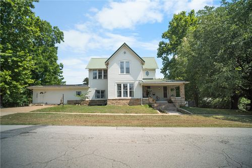 600 W River St, Ozark, AR, 72949-3130 | Card Image
