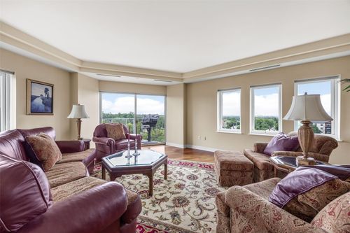502-111 Cottage Grove Avenue Se, Cedar Rapids, IA, 52403 | Card Image