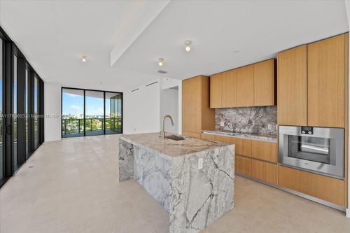 1105-500 Alton Rd, Miami Beach, FL, 33139 | Card Image