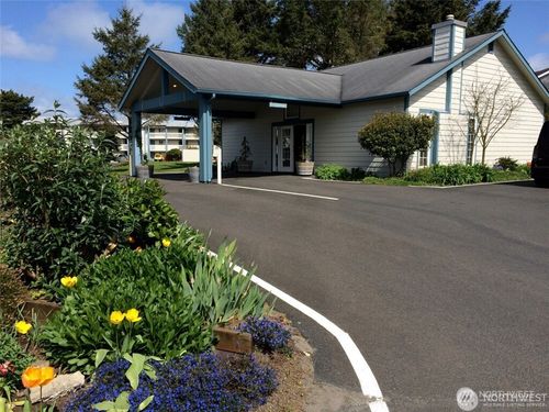 207-8-210 26th St Nw, Long Beach, WA, 98631-5221 | Card Image