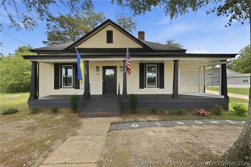 908 Middle Rd, Fayetteville, NC, 28312-9210 | Card Image