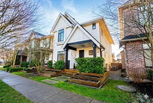 19284 69a Avenue, Surrey, BC, V4N6K5 | Card Image