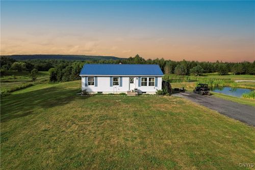 9155 Fraser Rd, Holland Patent, NY, 13354-3703 | Card Image