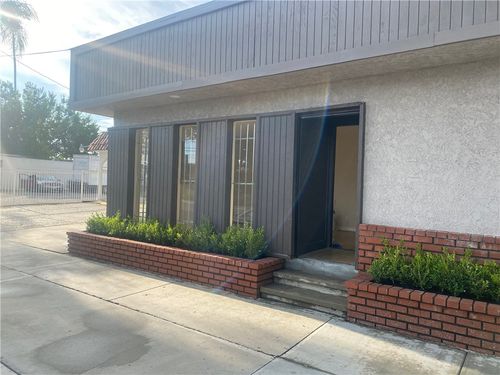 8311 Rosecrans Ave, Paramount, CA, 90723-2734 | Card Image