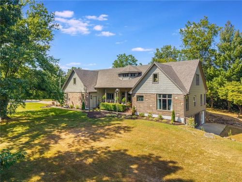 285 Highway Tt, Oak Grove, MO, 64075-8391 | Card Image