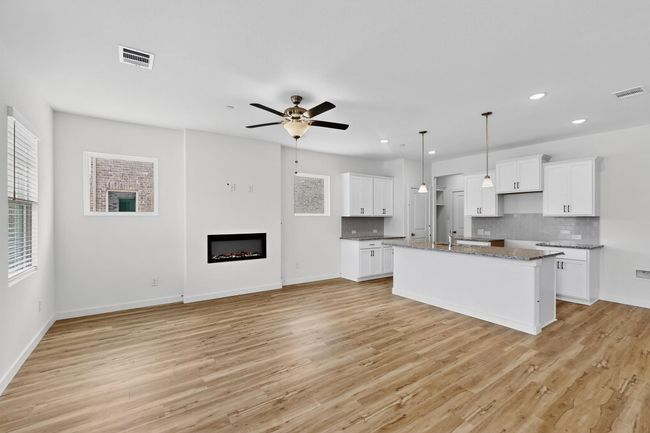 1812 Summer Aura, House other with 3 bedrooms, 3 bathrooms and null parking in Mesquite TX | Image 35
