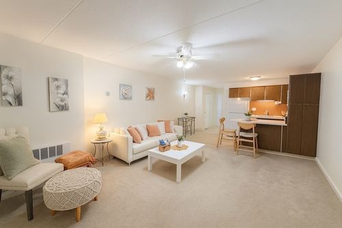 apt-t28-200 Swanton St, Winchester, MA, 01890-1951 | Card Image