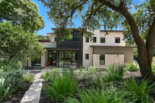 500 Laurel Valley Rd, West Lake Hills, TX, 78746-3506 | Card Image