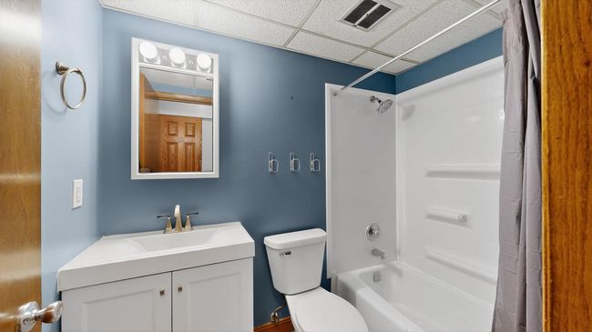 Updated bathroom! | Image 15