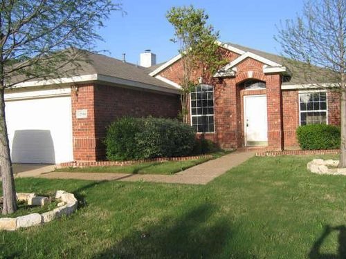 2504 Blue Holly Dr, Corinth, TX, 76210-0040 | Card Image