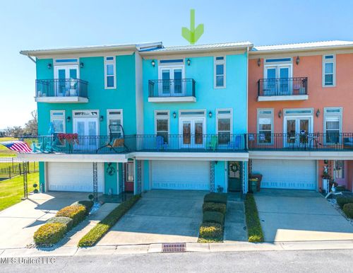 2 Oak Alley Ln, Long Beach, MS, 39560-8001 | Card Image