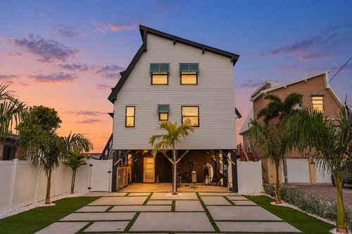 12016 Lagoon Ln, TREASURE ISLAND, FL, 33706-5130 | Card Image