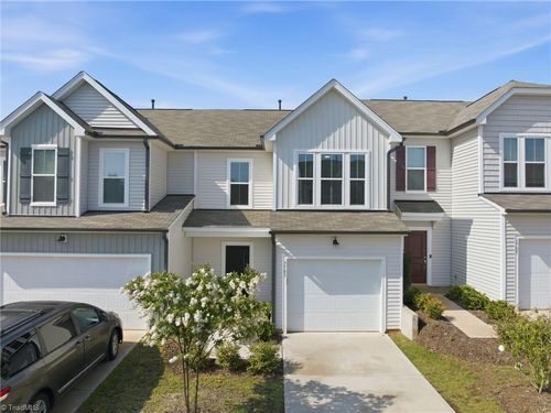 3703 Feltham Ln, Jamestown, NC, 27282-9895 | Card Image