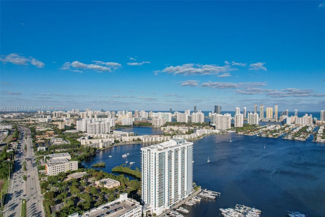 909 - 17301 Biscayne Blvd, Condo with 3 bedrooms, 3 bathrooms and null parking in North Miami Beach FL | Image 48