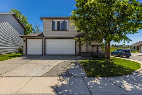 9313 W Foxtail Ln, Spokane, WA, 99224-6078 | Card Image