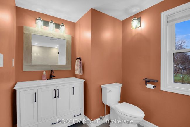 6657 Bluebird St, House other with 3 bedrooms, 3 bathrooms and 4 parking in Kars ON | Image 33