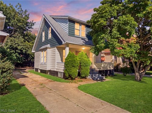 1216 E 168th St, Cleveland, OH, 44110-1533 | Card Image