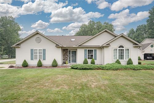 336 Middlefield Court, Painesville, OH, 44077 | Card Image