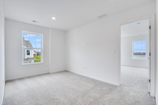 694 Cassia Ct, Townhouse with 3 bedrooms, 3 bathrooms and 2 parking in Crystal Lake IL | Image 16