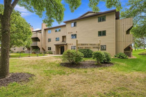 208-925 Bahls Dr, Hastings, MN, 55033-3715 | Card Image