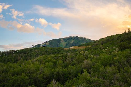 r-02-10102 N Drommen Ct, Park City, UT, 84060 | Card Image