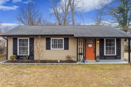 1117 Birchwood Dr, Jeffersonville, IN, 47130-6227 | Card Image