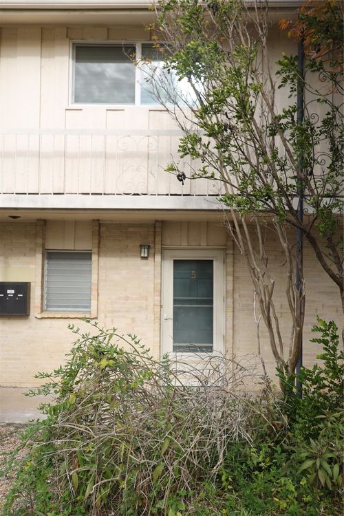 apt-b-5330 Balcones Dr, Austin, TX, 78731-4924 | Card Image
