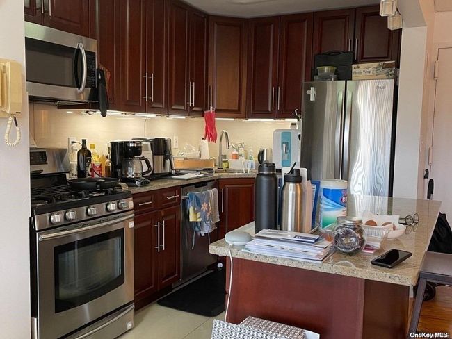 APT-3E - 35-20 147 Th St, Condo with 2 bedrooms, 2 bathrooms and 1 parking in Flushing NY | Image 5