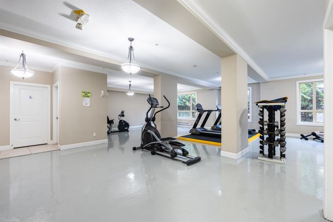 405 - 13897 Fraser Highway, Condo with 2 bedrooms, 2 bathrooms and 1 parking in Surrey BC | Image 18