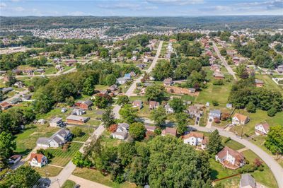 129 Kenmont Ave, House other with 4 bedrooms, 1 bathrooms and null parking in Lower Burrell PA | Image 3